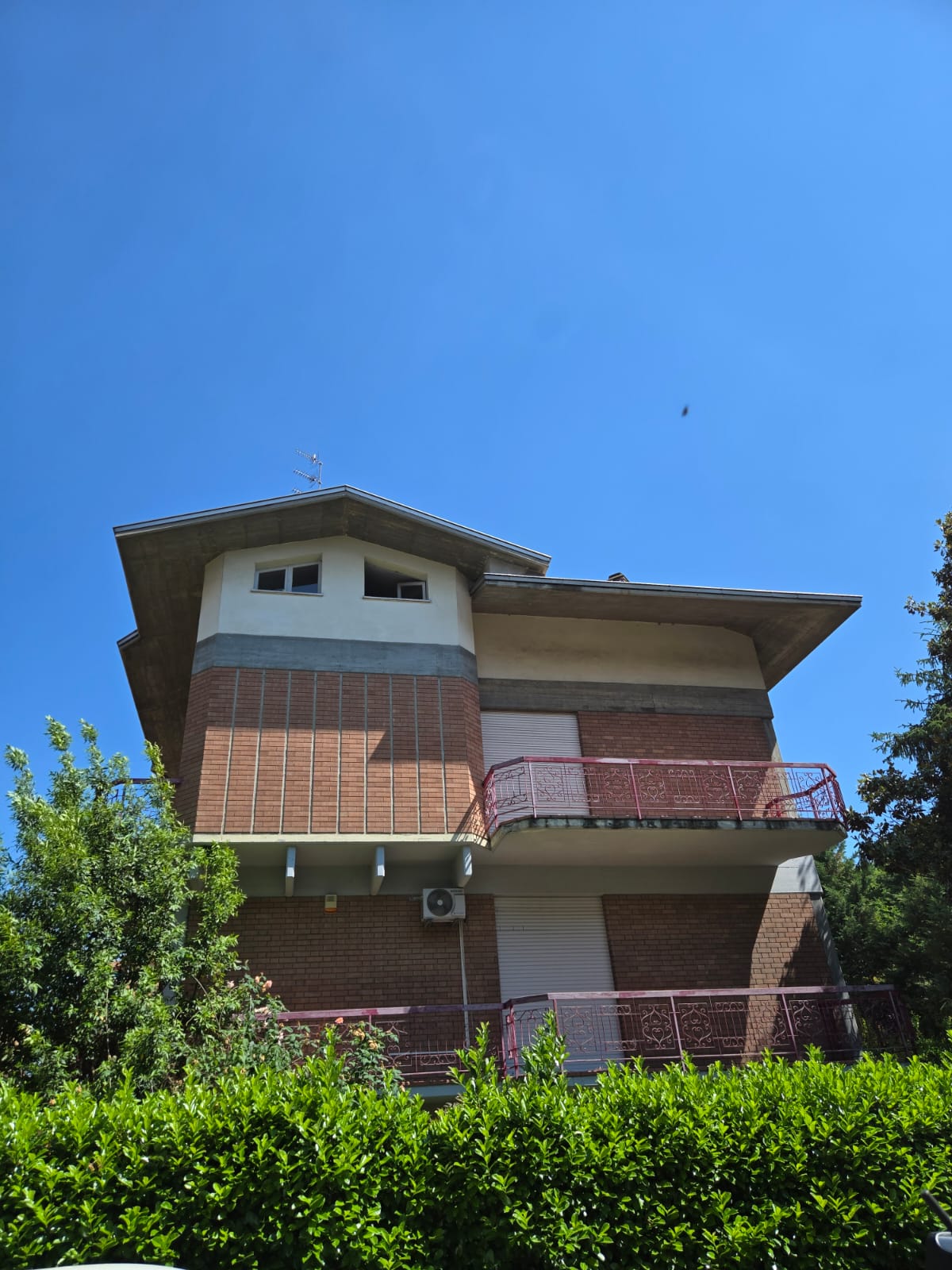 Trilocale in piccola palazzina zona San Lazzaro
